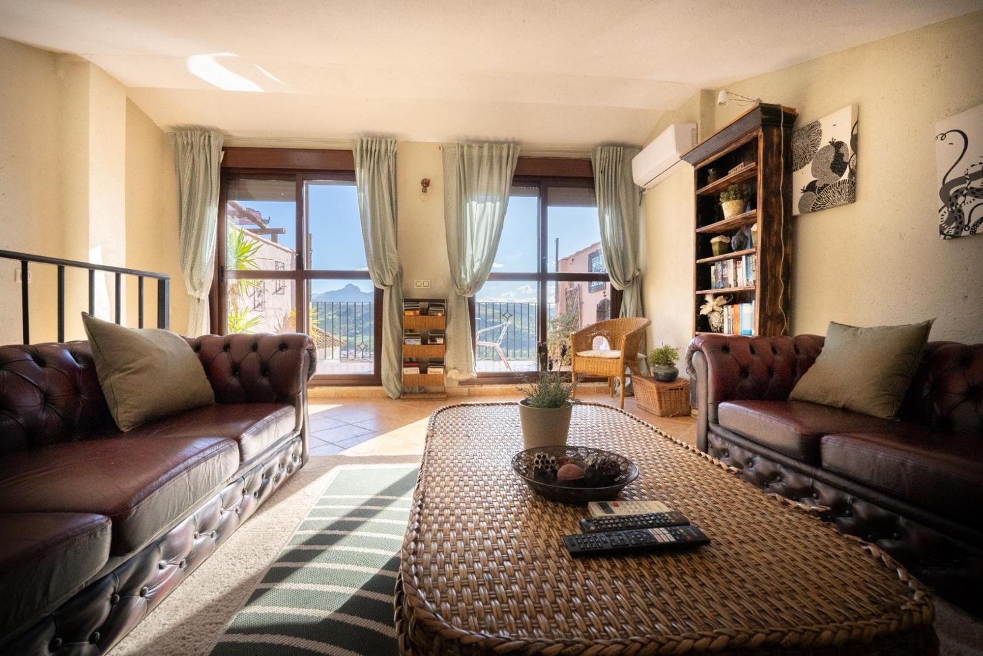 Eagles Nest - Massive Townhouse With Pool With Outstanding Views Villa Algodonales Dış mekan fotoğraf